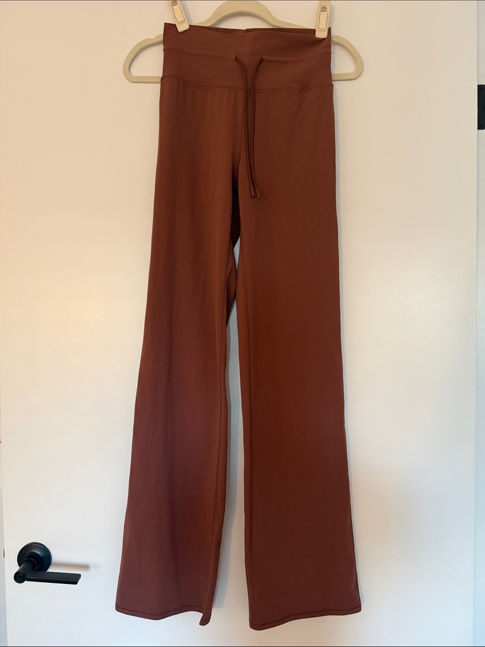 Vuori wide leg pants - dusty rose color